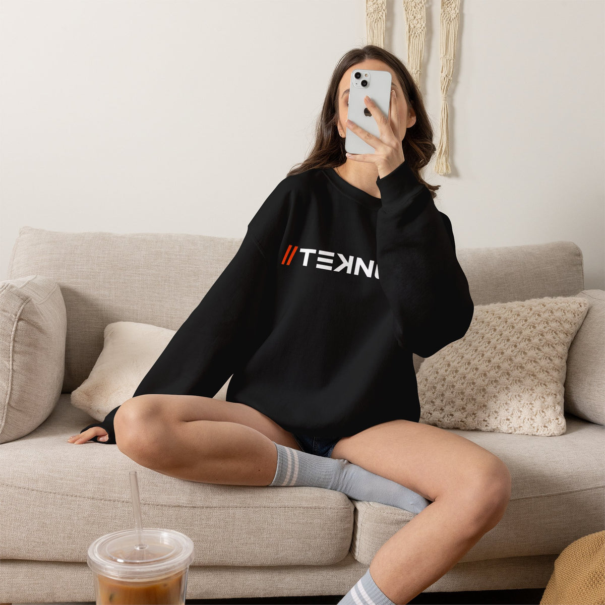 ARTIFACT 09 - Essentials Sweatshirt
