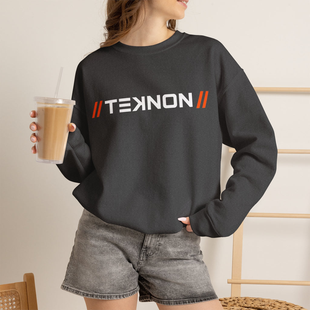 ARTIFACT 09 - Essentials Sweatshirt